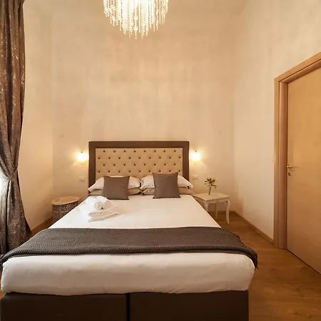 Bed and Breakfast La Porta Del Paradiso Florenz Exterior foto